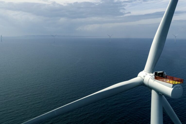 Tender candidates announced in France for first commercial floating offshore wind farm