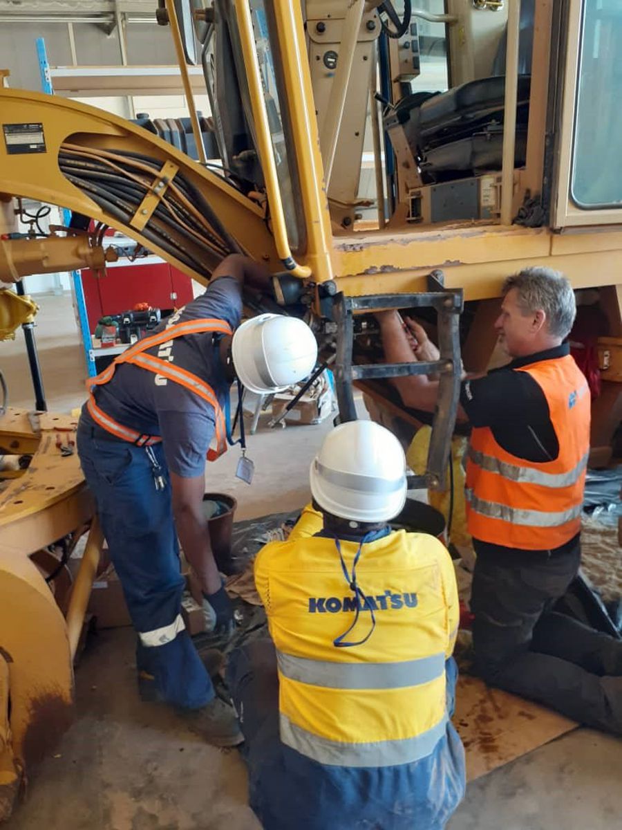 Topcon technology improves the road between Burkina Faso and its neighbours