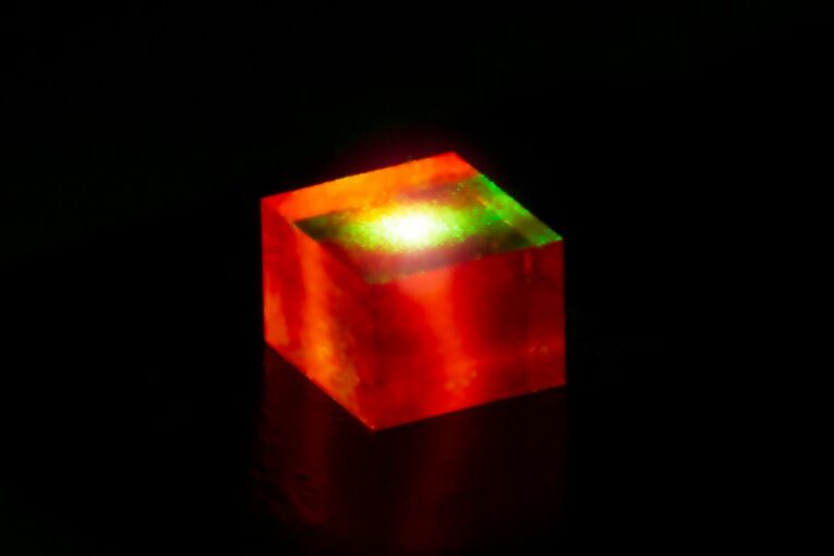 Element Six launches new Grade of Diamond for Quantum Technology