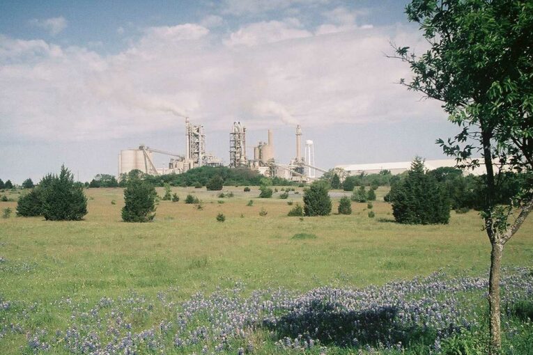 LafargeHolcim first in US to convert to low-carbon Portland Limestone Cement