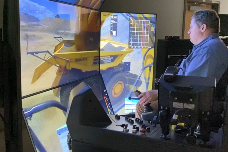 Komatsu featuring real-time teleoperated excavator at MINExpo in Las Vegas