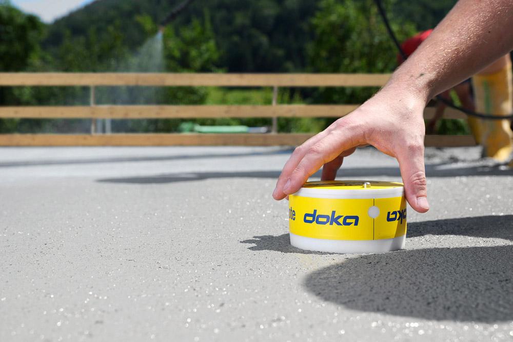 Concremote uses sensors to measure the temperature and calculates compressive strength of the concrete structure. Copyright: Doka