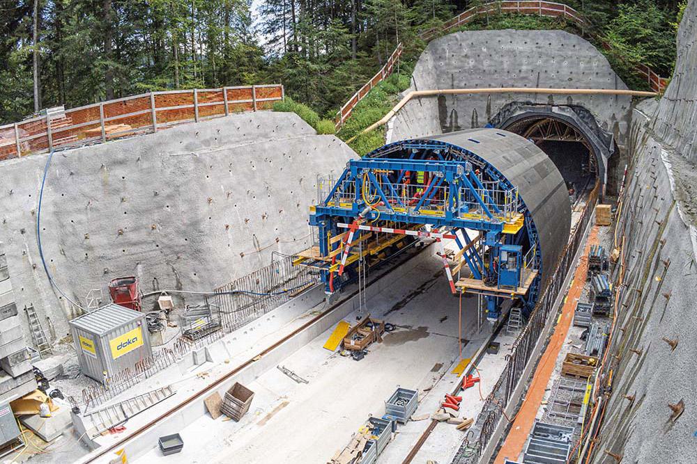 Lochweidli Tunnel in Switzerland constructed with rentable Tunnel system Doka