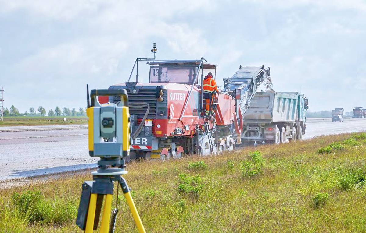 Leipzig Airport runway and taxiways resurfaced with Trimble 3D accuracy