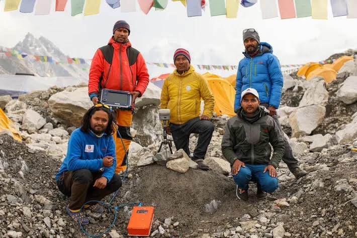 Mount Everest Measurement Expedition uses GSSI Ground Penetrating Radar