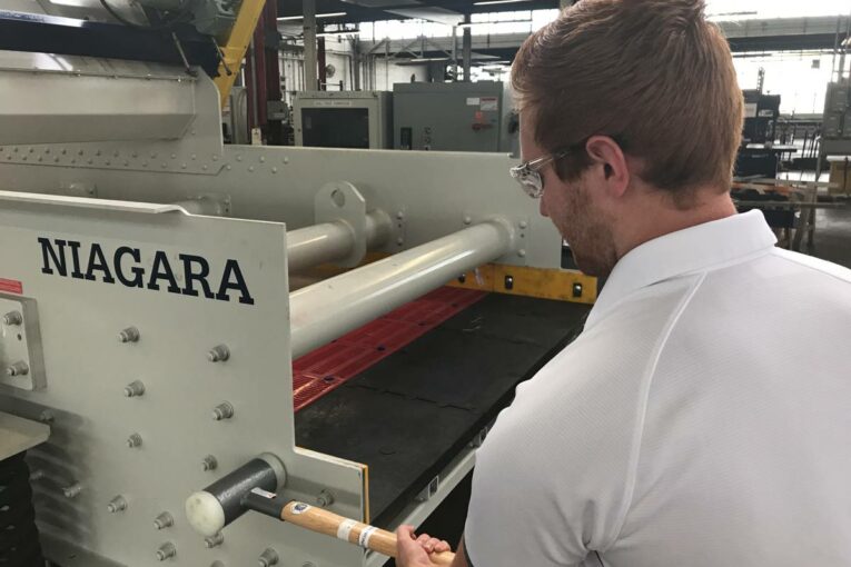 Haver and Boecker Niagara launch Pulse Impact Test with experimental modal analysis