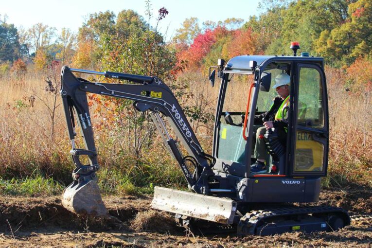VolvoCE Electric Machines set to work in a US Federal Nature Refuge
