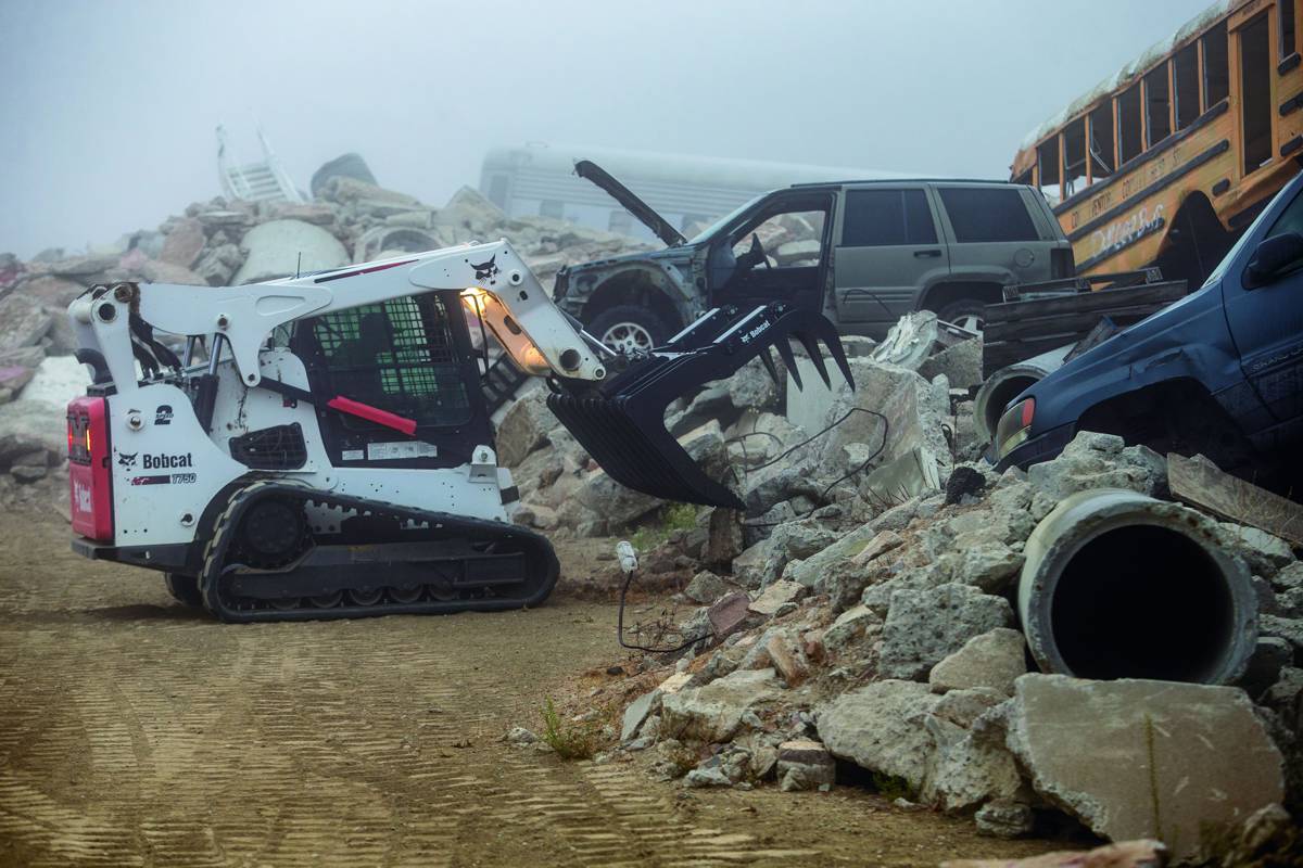 Bobcat partners with National Disaster Search Dog Foundation