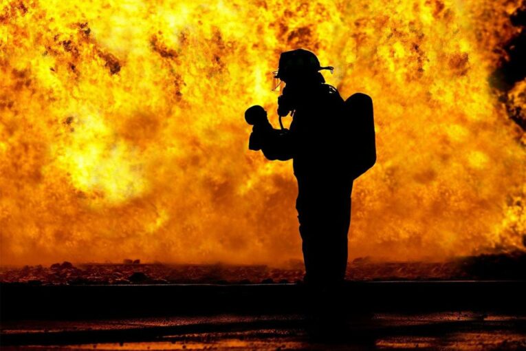 The environmental costs of a building destroyed by fire