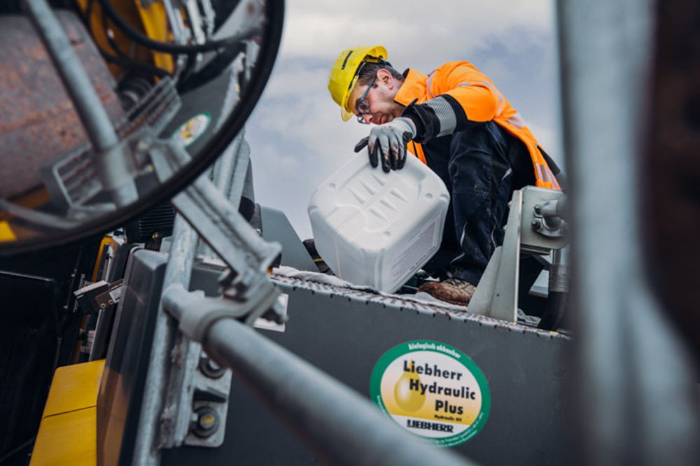 Feickert Bauunternehmen relies on the power of Liebherr equipment