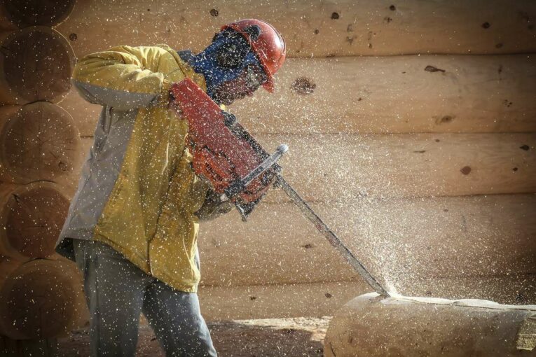 NEBOSH announces an updated Health and Safety at Work Award