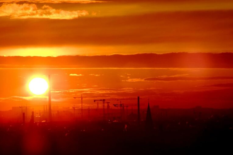 Behind the US Cooling Program for Construction Workers