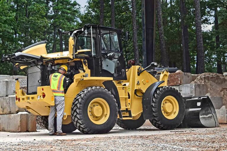 Cat Self-Service Options simplify repairs for customers who do their own servicing