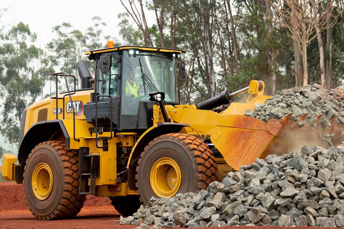 Cat boosts technology in next-gen 966, 966 XE, 972 and 972 XE Wheel Loaders