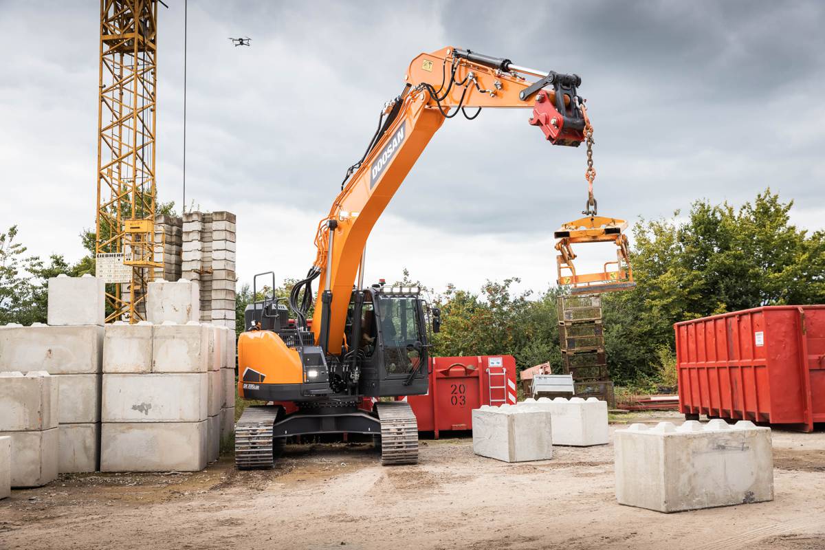 Doosan releases three new 23 to 25 tonne Stage-V Crawler Excavators