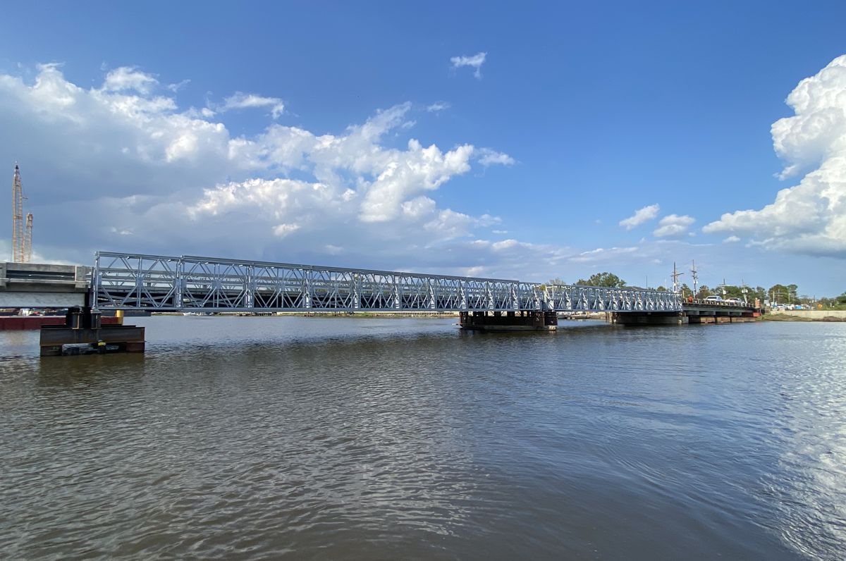 Acrow installs temporary Modular Steel Bridge after Hurricane Ida destruction