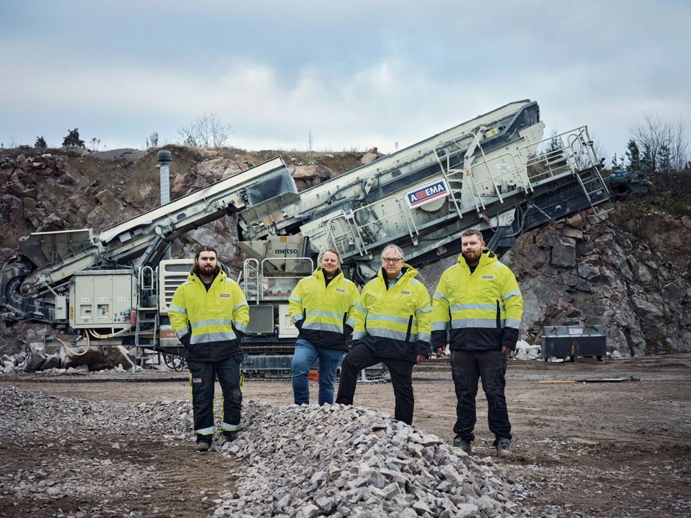 Volvo Penta powers the Metso Lokotrack LT330D - The biggest cone crusher ever