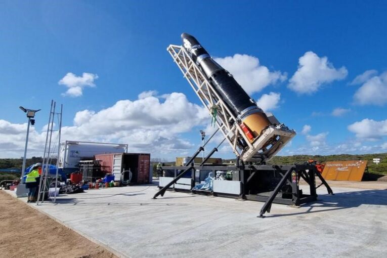 Hytera partners with D2N for Real-Time GPS Tracking at large rocket launch site in Australia