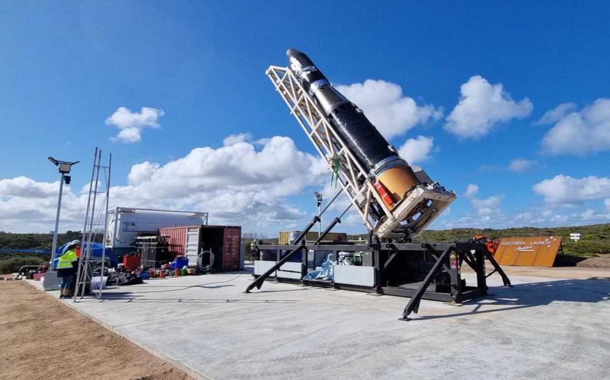 Hytera partners with D2N for Real-Time GPS Tracking at large rocket launch site in Australia