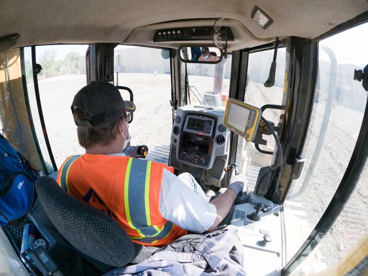 Topcon MC-X Platform and MC-Max machine control solutions backed by Sitelink3D