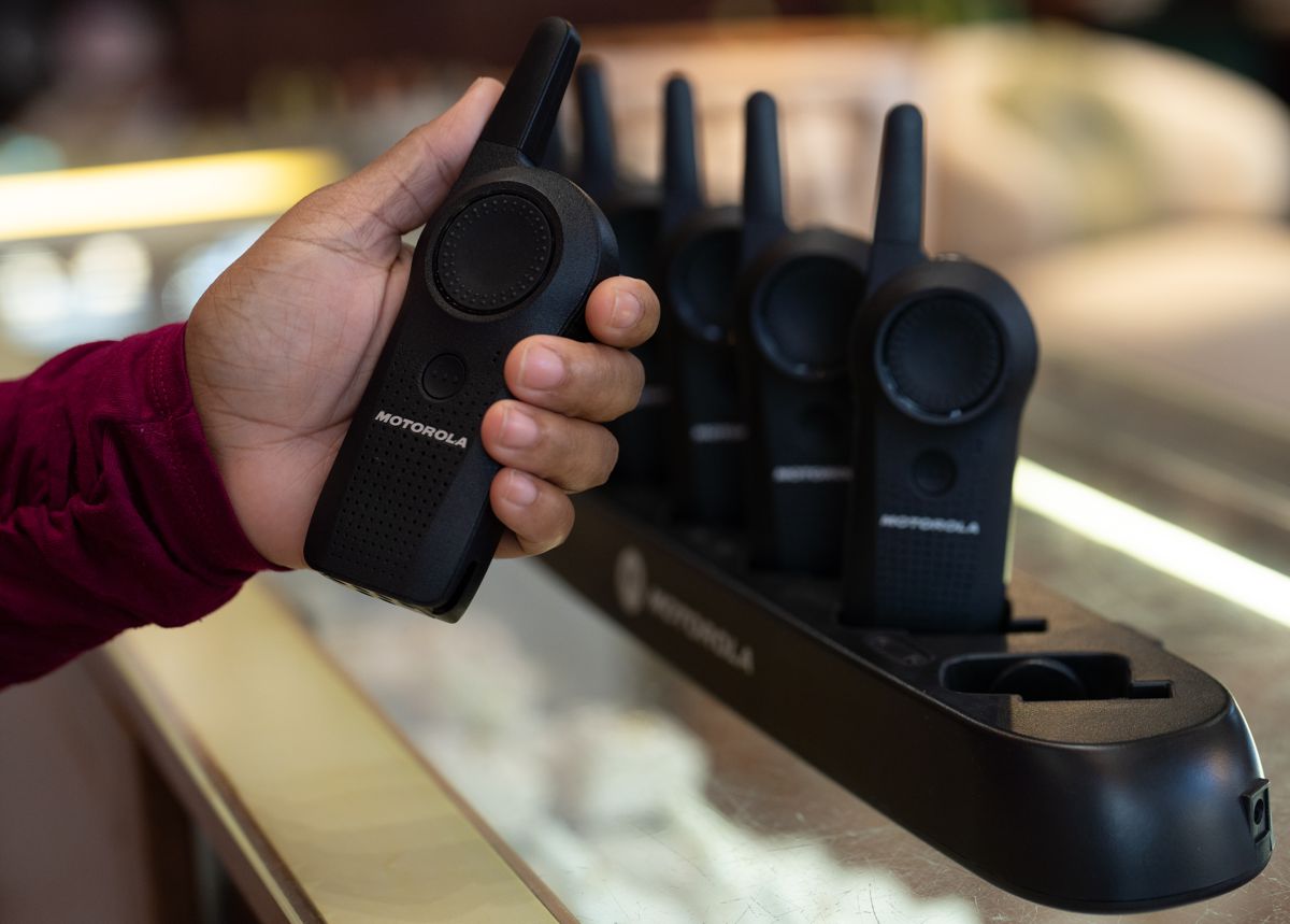 Motorola launches Curve Wi-Fi enhanced Business Radio with Voice Assistance