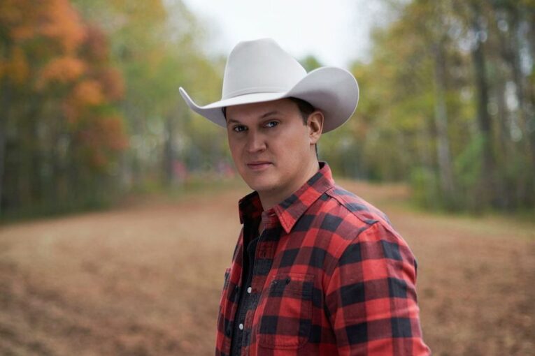 CASE sponsors The Jon Pardi Ain’t Always the Cowboy tour