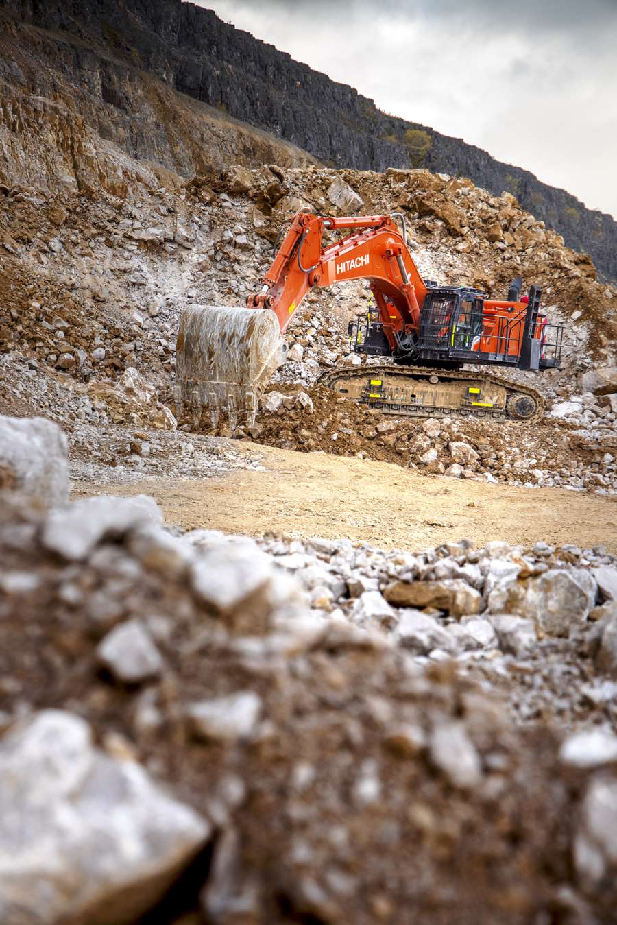 Breedon impressed with Hitachi's new large Zaxis-7 Excavator