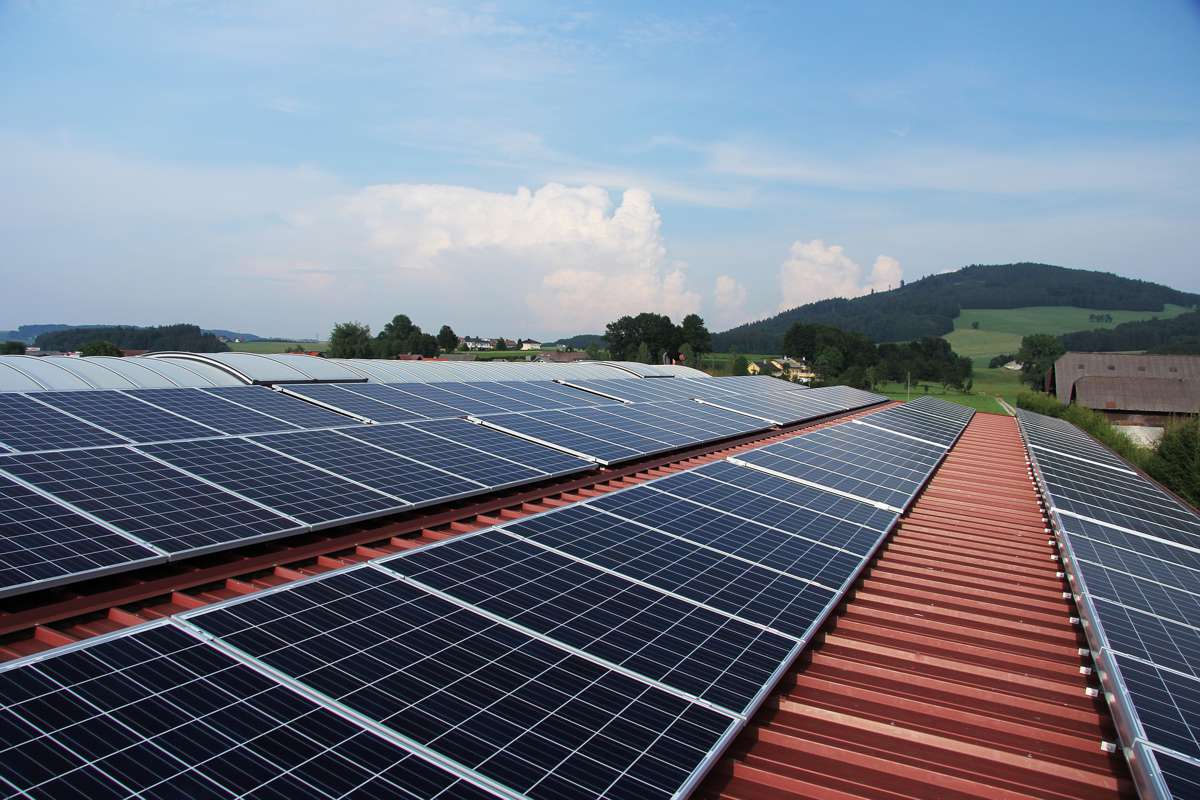 Snail trails found on solar panels aren’t what you think they are, instead of the slimy trail, we are finding discoloration on solar panels.