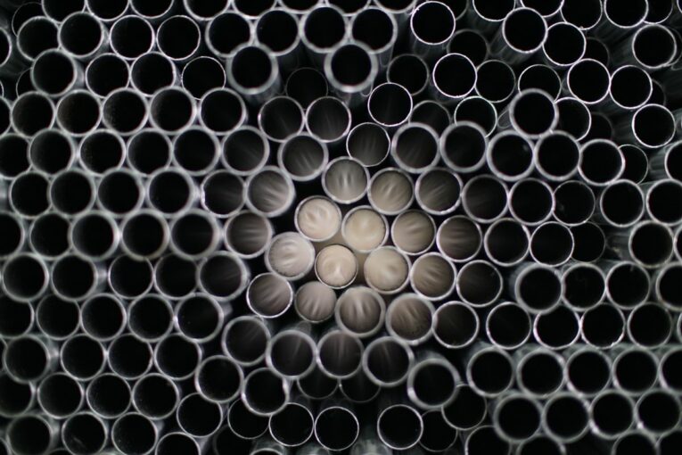 MIT two-dimensional polymer makes lightweight materials stronger than steel