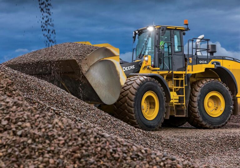 John Deere introducing new 904 P-Tier Wheel Loader at World of Asphalt and AGG1