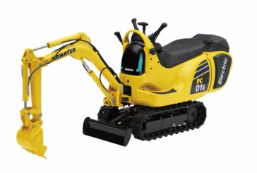 Komatsu launching electric micro-excavator PC01E-1 in Japan with swappable batteries