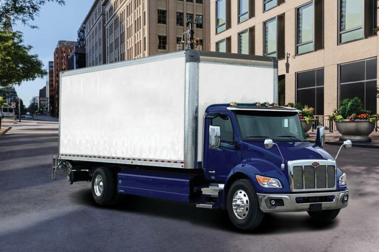 Peterbilt announces Natural Gas Engine for their Medium Duty Trucks