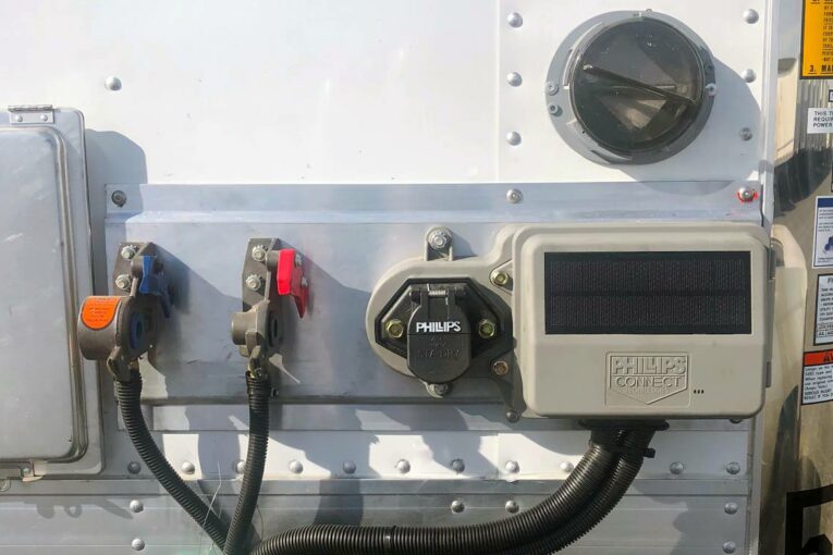 Utility Trailer and Phillips Connect launch Utility Connect Advanced Trailer Telematics