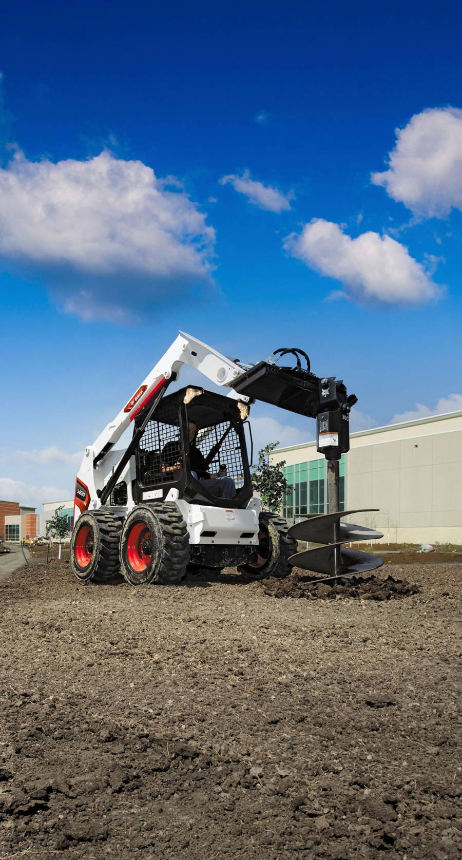 Bobcat introduces 500 and 600 Series Loader Range to Middle East and Africa