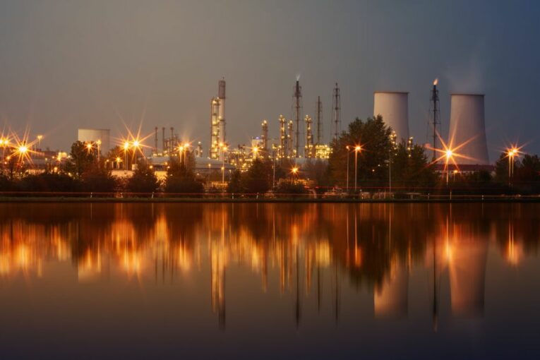 Preventing Environmental Damage from Oil Spills