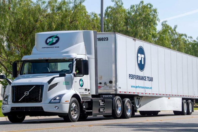 Volvo Electric Trucks celebrate record order from Maersk