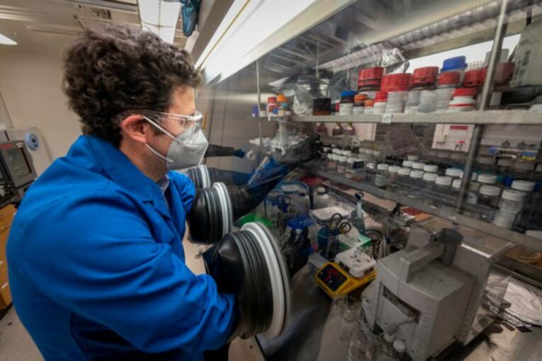 Battery Chemistry inspiring Carbon Capture at Berkeley Labs
