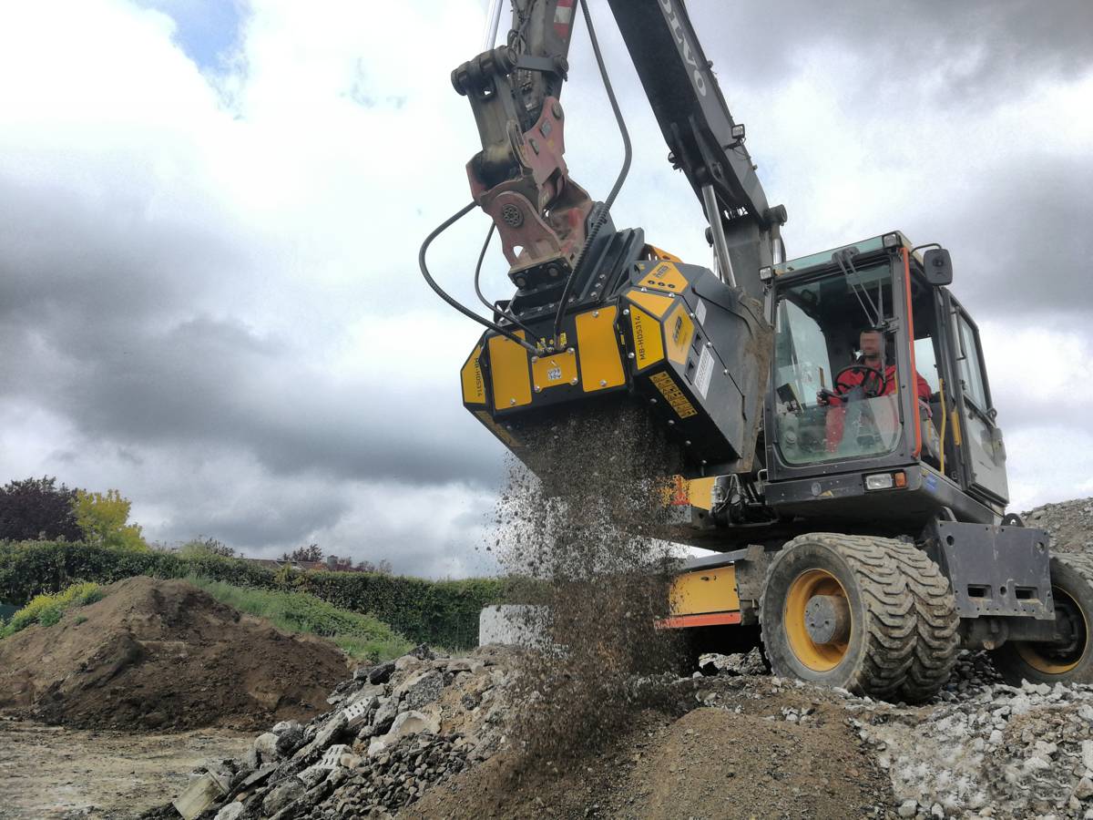 MB Crusher exhibiting at the Hillhead Show for the first time