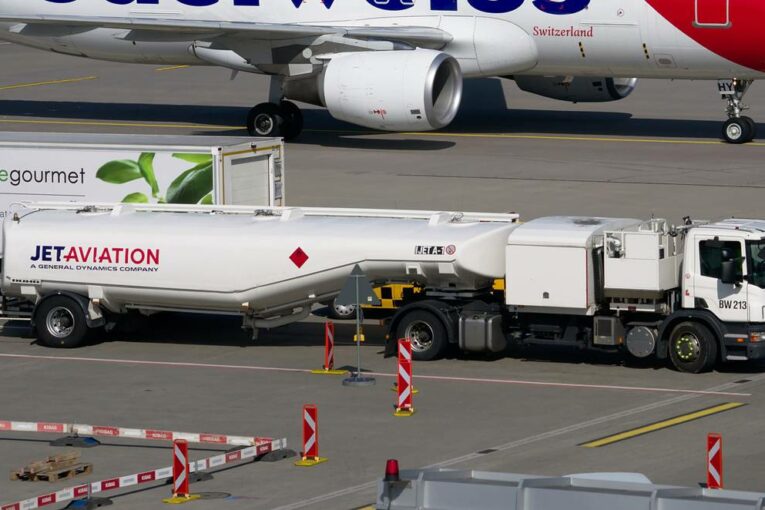 CEMEX combining CO2 with hydrogen to produce sustainable aviation fuel