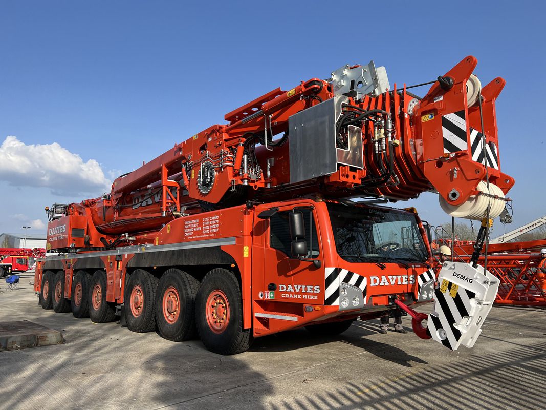 Davies Crane Hire invests in a new Tadano AC 7.450-1 All-Terrain Crane