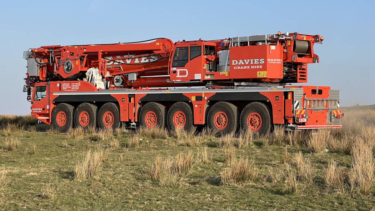 Davies Crane Hire invests in a new Tadano AC 7.450-1 All-Terrain Crane