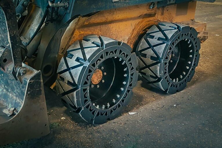 Evolution Wheel introduces the EWRS-HS Hard Surface Skid Steer Tire
