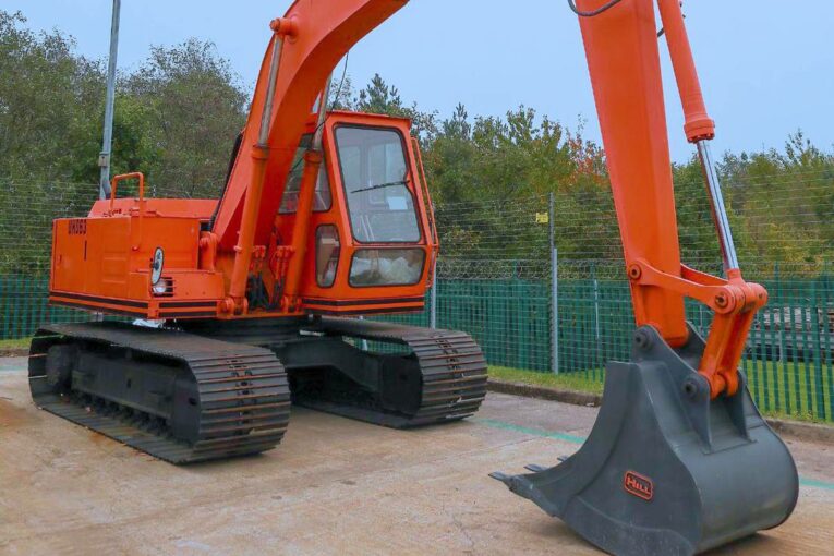 Hitachi auctioning Vintage Excavator for Lighthouse Construction Charity