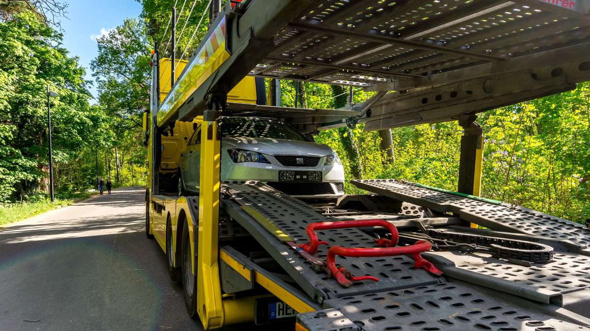 Transporting multiple cars safely and efficiently