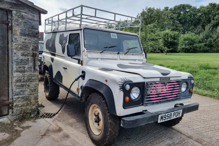 Electrogenic introduces Drop-in Electric Drive Kit for Land Rover Defenders