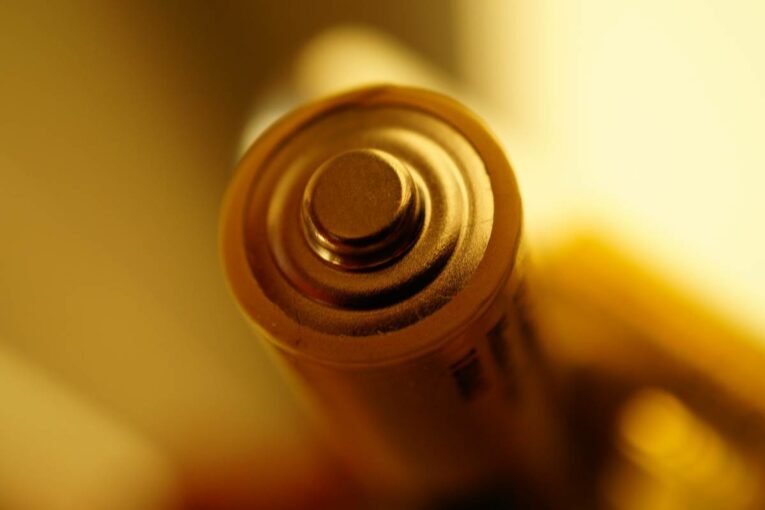 Chinese scientists create Membrane to improve Reversibility of Zinc-Air Batteries