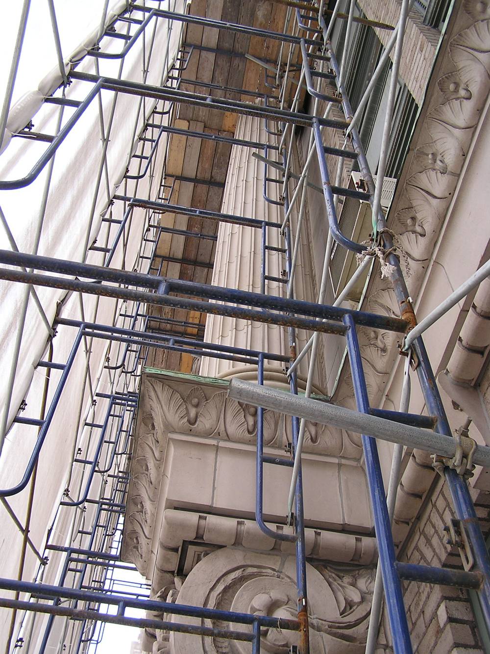 Cintec Anchoring System helps restore Terra-Cotta Columns in New York