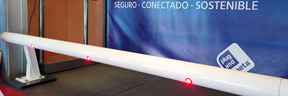 New Smart Guardrail can warn drivers of Risky Situations