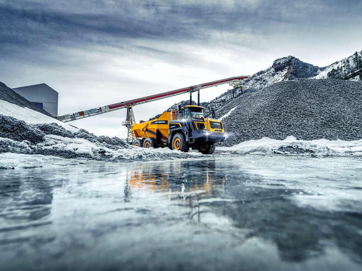 Hyundai reveals two new Articulated Haulers at Hillhead