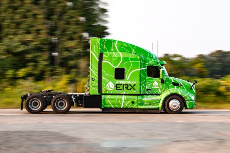 Natural Gas Hypertruck ERX Powertrain heading for North America